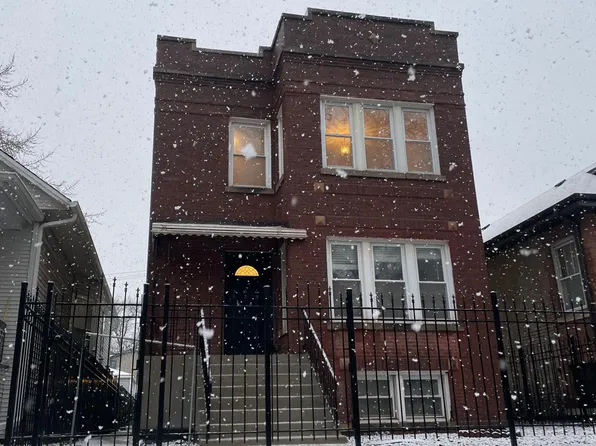 2848 N Springfield Ave, Chicago, IL 60618