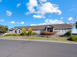 200 Rio Senda St, Umatilla, OR 97882