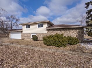 18008 Edwards Ave, Country Club Hills, IL 60478