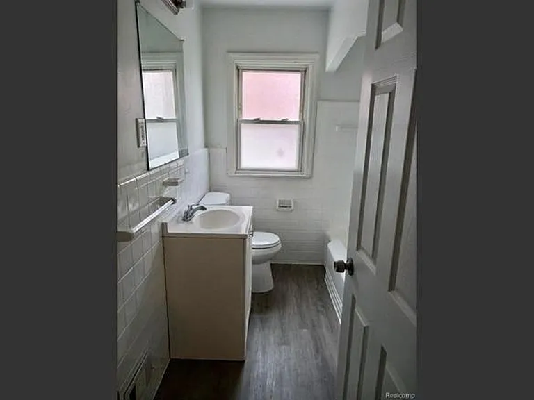 11689 Wayburn St — Photo 11