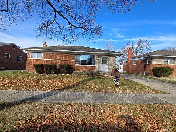 2nd image of 11539 Hanford Dr