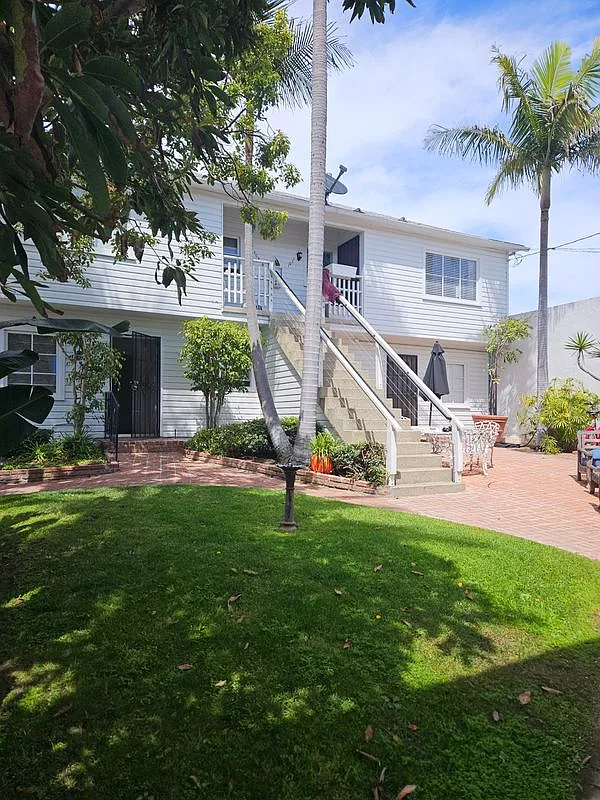 1 bed, 1.0 bath, 500 sqft, $2,200 — Photo 1
