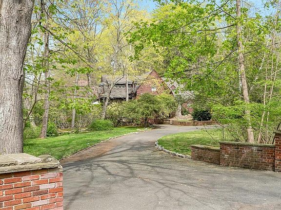 3rd image of 17 Hillside Ave