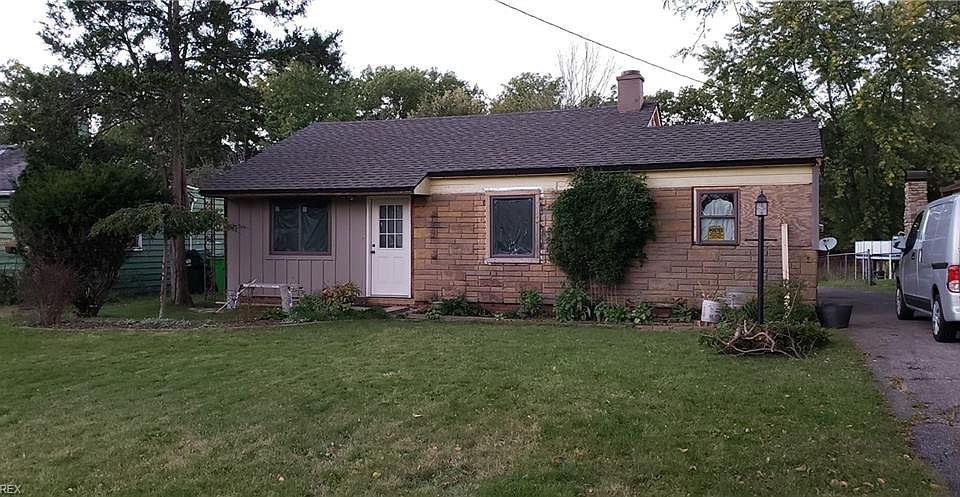 1st image of 463 W Glendale St