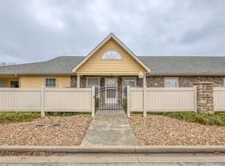 1814 Buena Vista Ave, Carthage, MO 64836