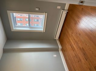 28 Chelsea St #3L, Boston, MA 02128