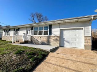 619 E 8th St, Washington, MO 63090
