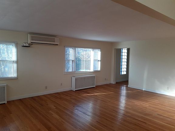 2nd image of 217 Medway St APT 4A