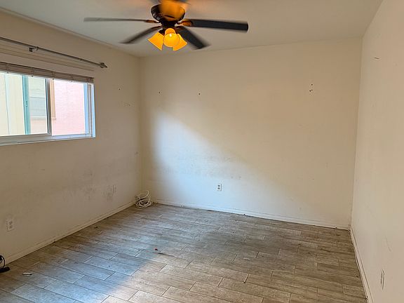 5th image of 319 6th St APT B