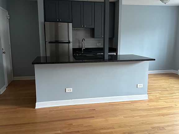 5th image of 663-417 W Grace St #663-417