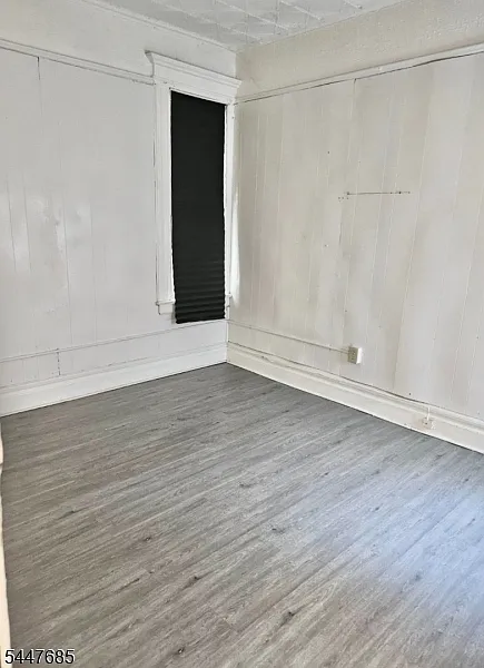 3 bed, 1.0 bath, $2,099 — Photo 4