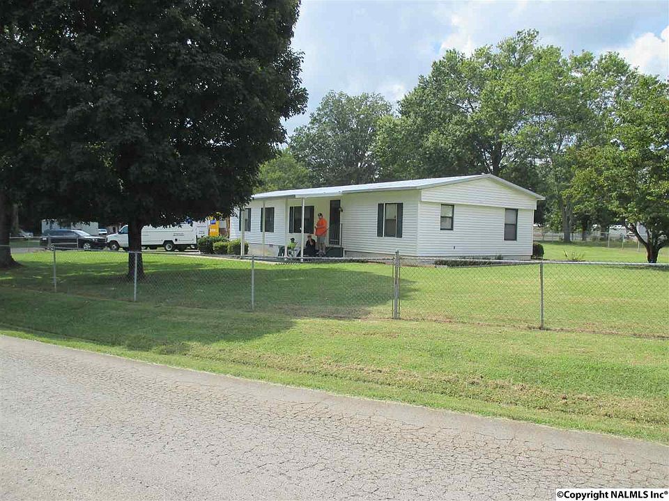 2nd image of 141 Empire Ln