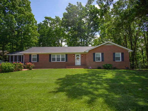 50 Mountain Top Dr, Christiansburg, VA 24073