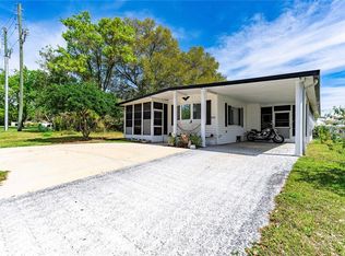 5722 Dean Dairy Rd, Zephyrhills, FL 33541