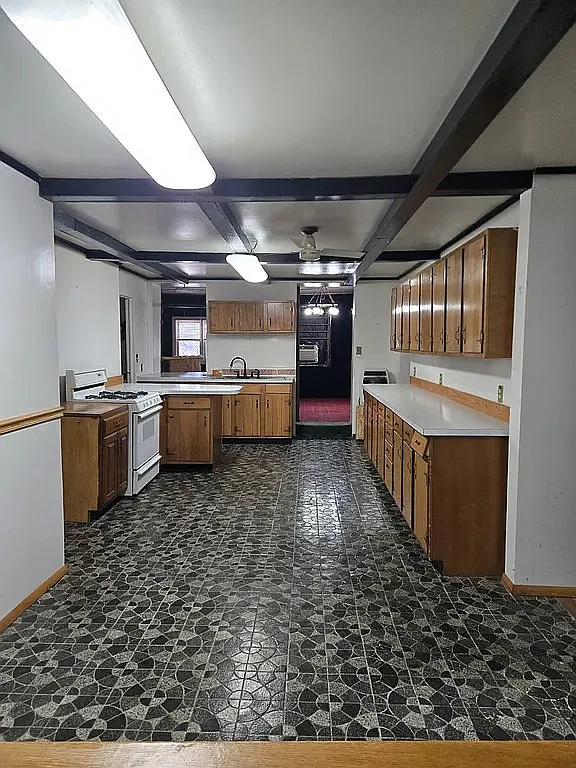 Kitchen - 2 Front St #2