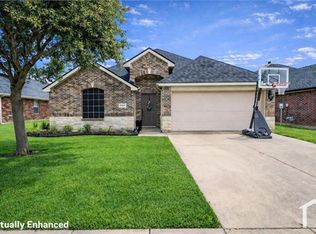 8143 Guadalupe Rd, Arlington, TX 76002