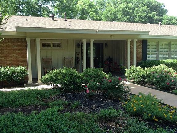 3rd image of 1857 Elmwood Dr