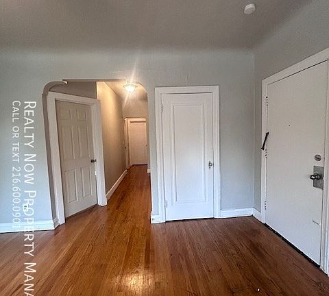 4th image of 2976 S Moreland Blvd APT 18-2976/18
