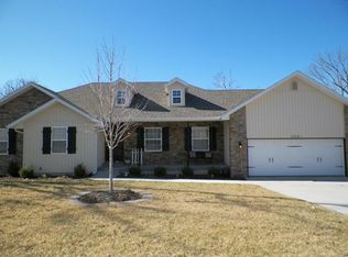 3881 N Franklin Ave, Springfield, MO 65803