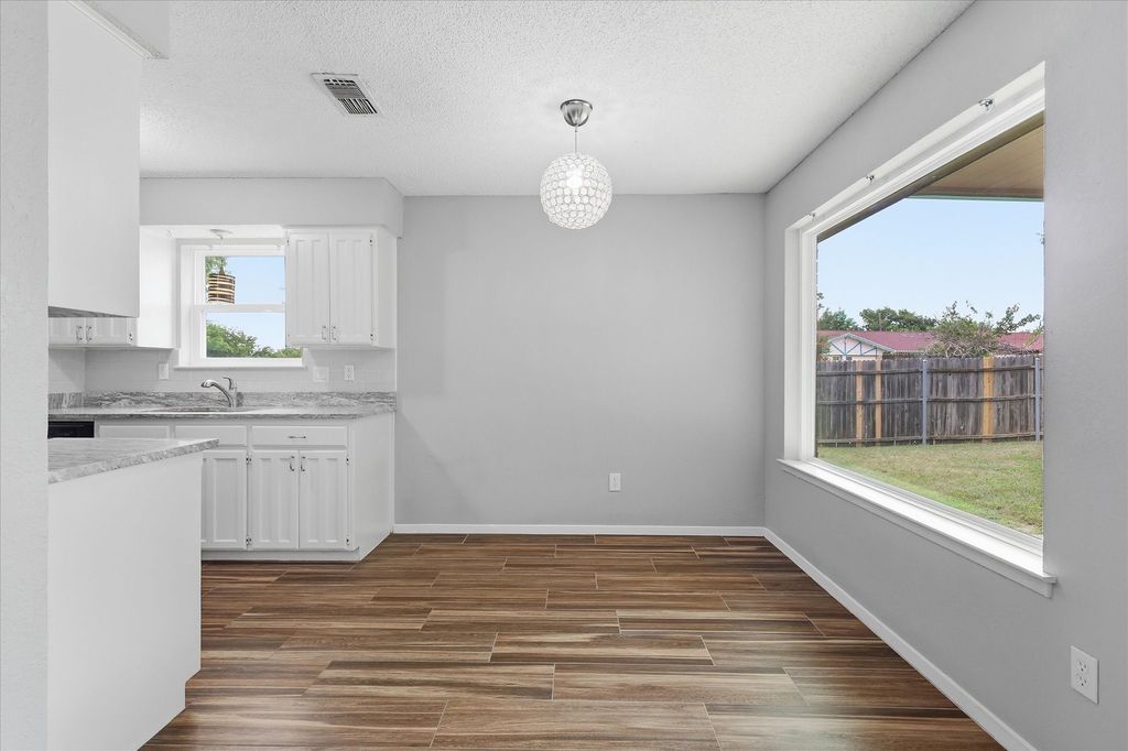 6028 Marigold Dr, Watauga, TX - View 6