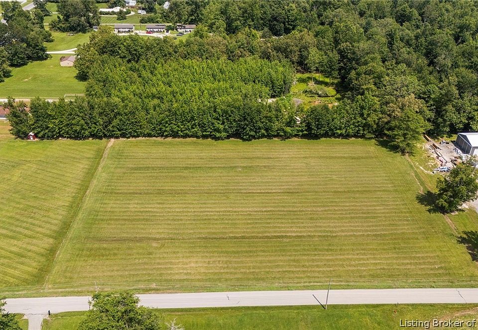 2nd image of 1800+ S Carmel Road