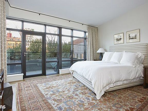4th image of 150 Charles St APT 5CN