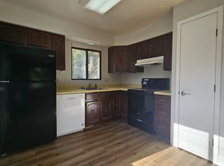 2955 Wildwood Dr APT 3, Dubuque, IA 52001