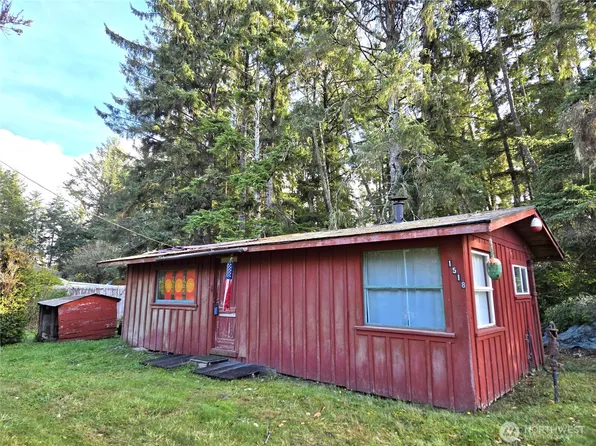1518 200th Lane, Ocean Park, WA 98640