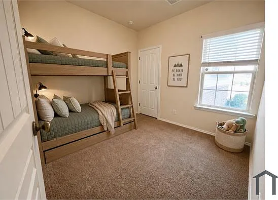 10922 Airmen Dr — Photo 15