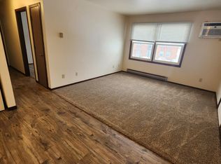 1117 Imperial Cir #409, Eau Claire, WI 54701