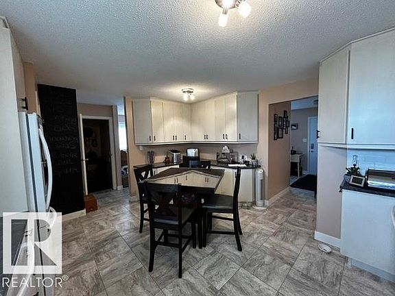 2nd image of 4611 50a Ave