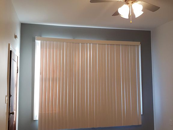 2nd image of 4616 S Sacramento Ave #1