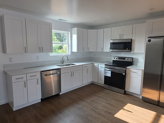 2nd image of 219 Mullican St Unit 9-1