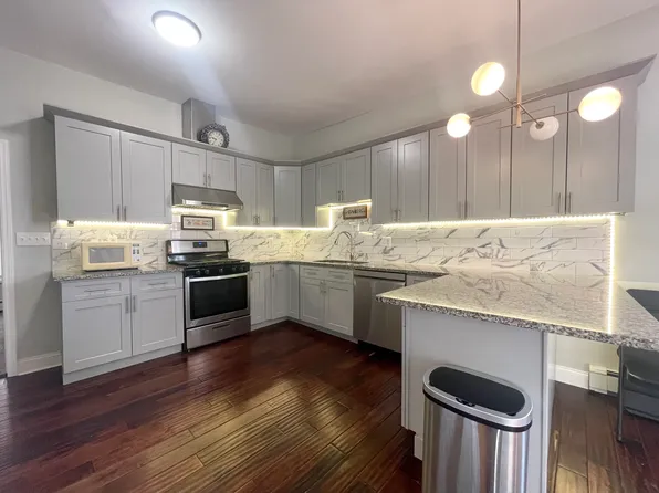 58 9th St Unit 2, Troy, NY 12180