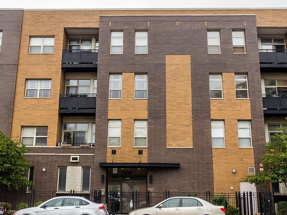 1st image of 2951 N Clybourn Ave Unit 309