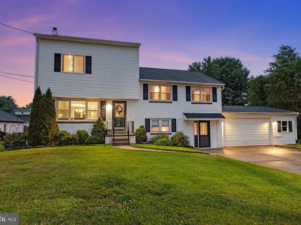 206 New Rd, Horsham, PA 19044