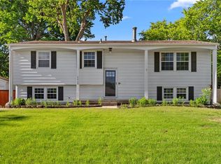 11709 E 77th Ter, Raytown, MO 64138