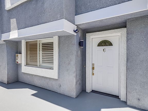 5th image of 1414 Fremont Ave #C