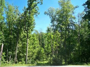 5842 Trail Side Ln, Hamburg Twp, MI 48189