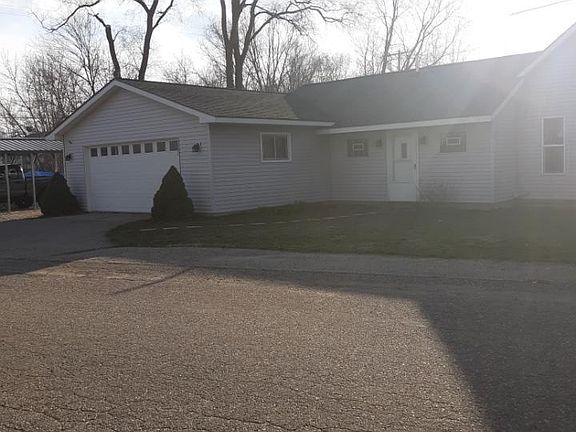 3rd image of 280 W Lake St