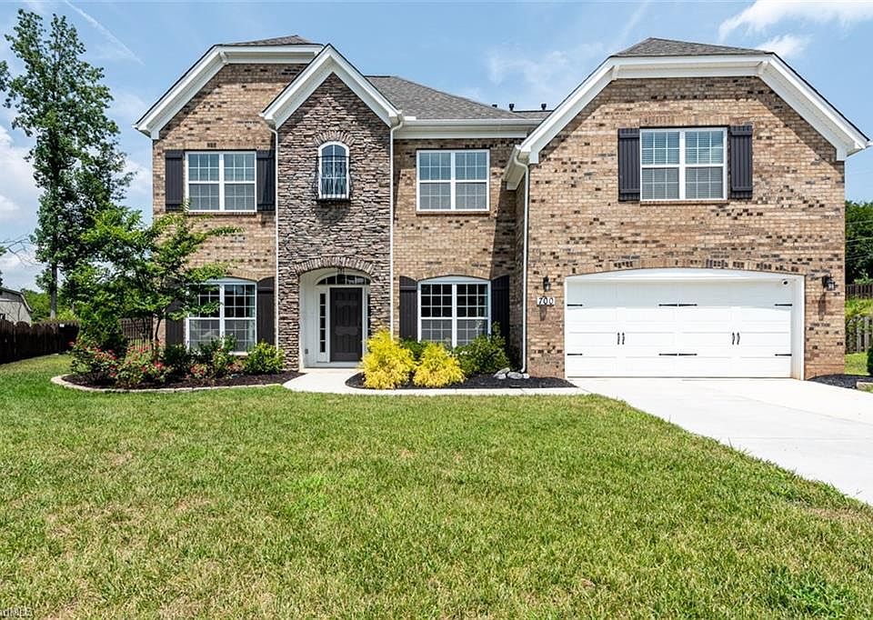 1st image of 700 Sugarberry Ln