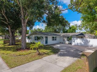 8122 Lark St, Seminole, FL 33777