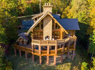 313 Overview Dr, Gatlinburg, TN 37738