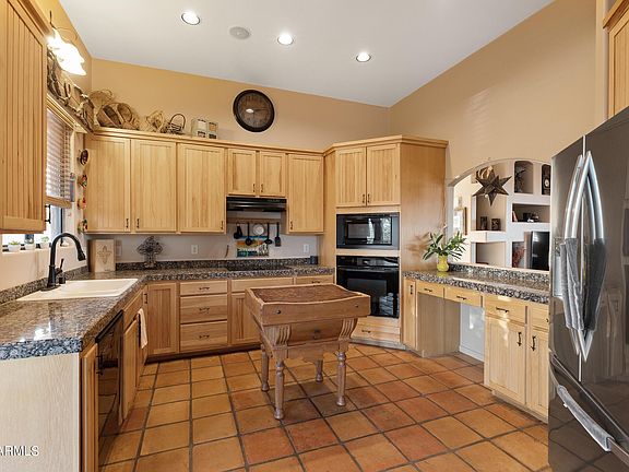4th image of 34810 N 139th St