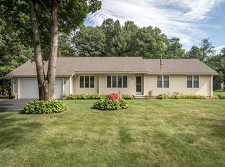 19 Pauline Ln, Westfield, MA 01085