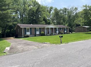 2024 Forrest Green Dr, Nashville, TN 37216
