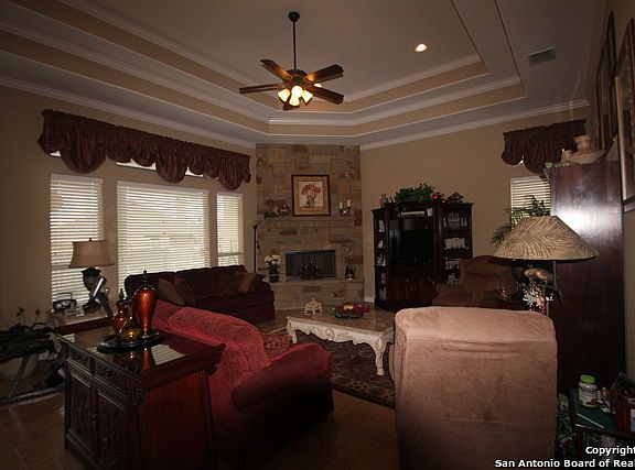 2nd image of 112 N Jewels Dr
