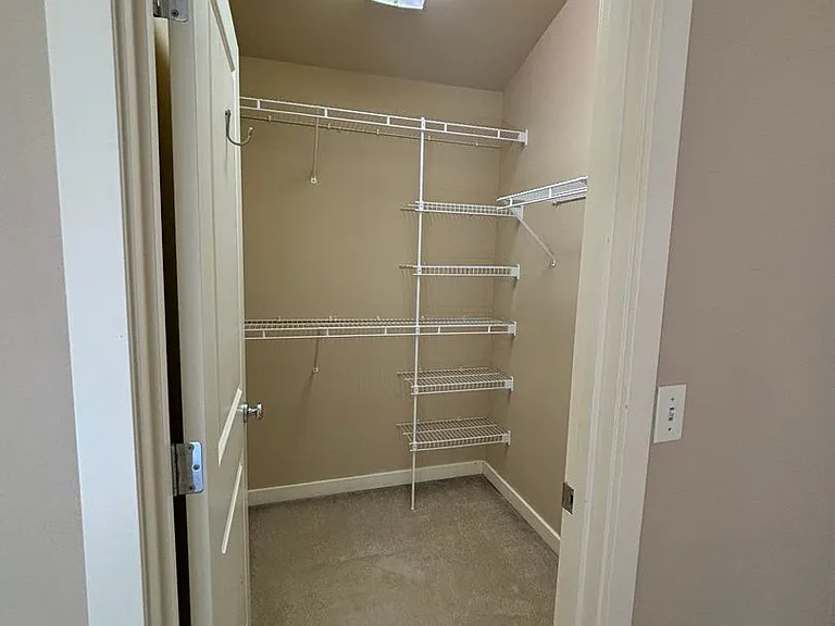 2145 NE 50th Way — Photo 35