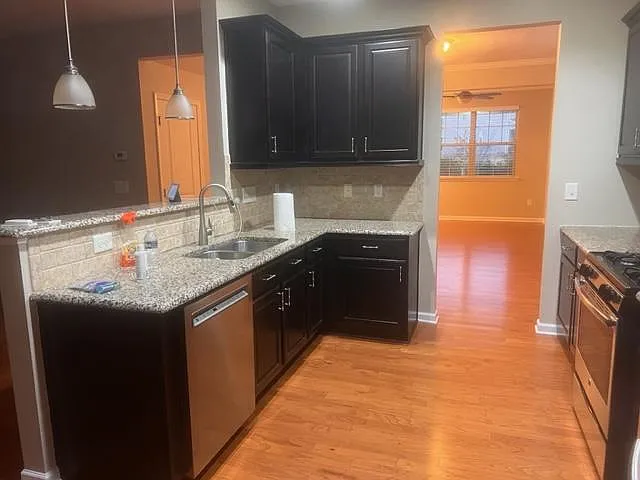 6037 Fryars Gate Ct — Photo 6