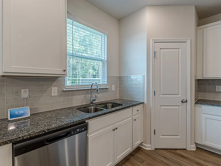 4055 Ethans Cove Dr — Photo 14